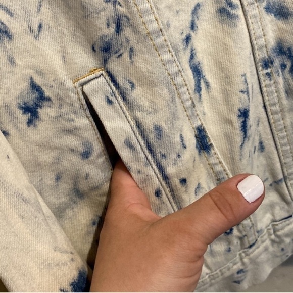 Free People jacket jean denim‎ large NWT Jones tie dye trucker style - Picture 5 of 10